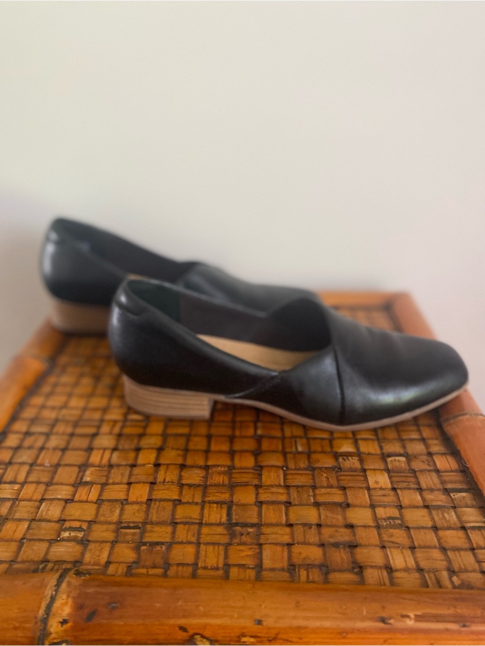 Clarks Loafers 6 Classic Preppy Quiet Luxury Casual Chic Academia Minimalist